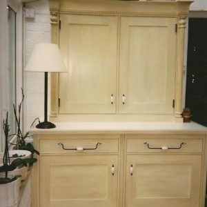 3 colour wash Mark Wilkinson dresser